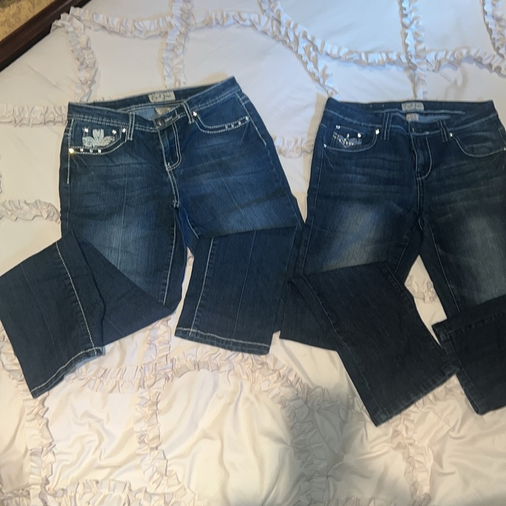 Earl Boot Cut Denim Jeans with Embellished Design….Size 6 - Picture 3 of 5